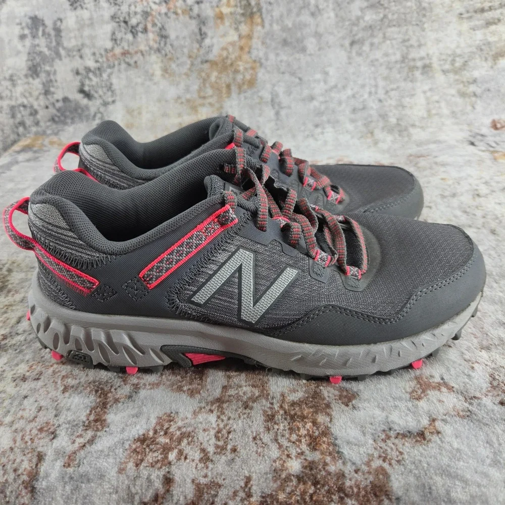 New Balance 410v6 Trail Running Shoes Womens‎ 7.5D Grey WT410SP6 All Terrain